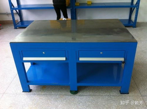 鉗工工作臺 設計與功能解析